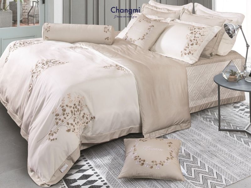 Vải Satin là vải gì? Ưu nhược điểm và ứng dụng nổi bật 7 Bộ chăn ga gối nệm từ chất liệu satin lụa cao cấp