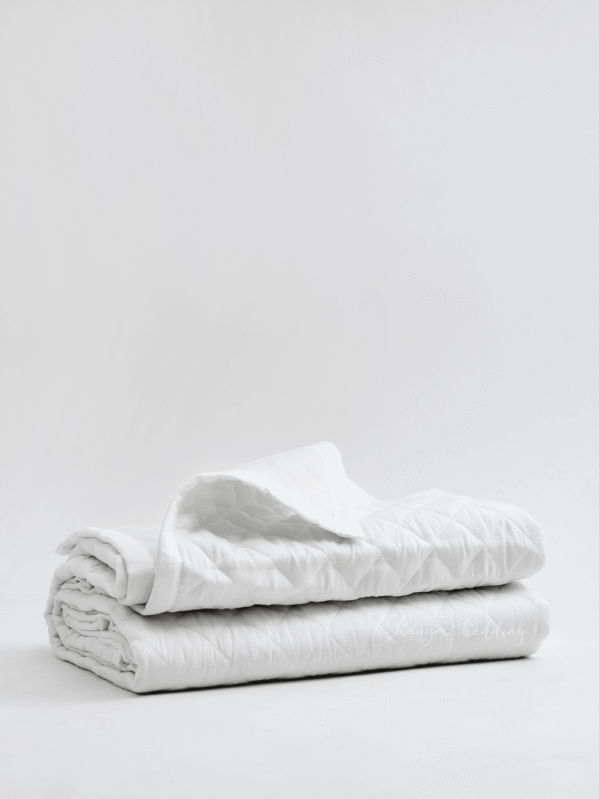 HOME 44 Mattress Protector – Full Waterproof & Odor Block