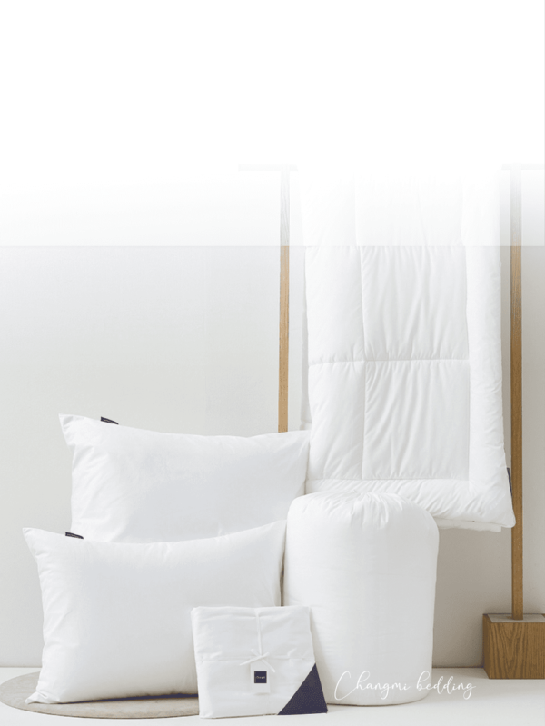 Gift Set 04 - Bedding set, blanket, pillow & topper