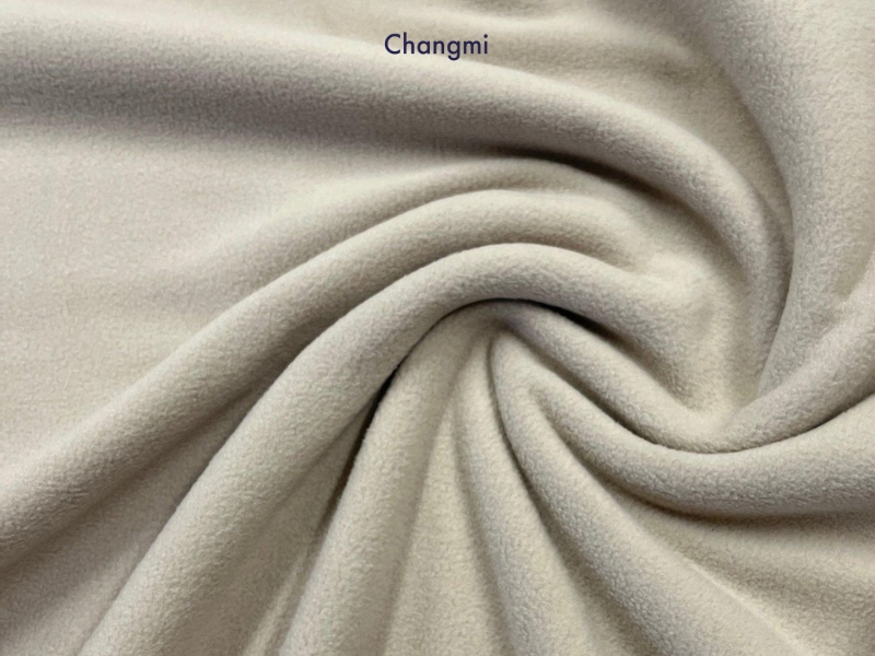 Vải Microfiber là gì? Ưu nhược điểm và ứng dụng trong chăn ga gối cao cấp 1 vải Microfiber là gì